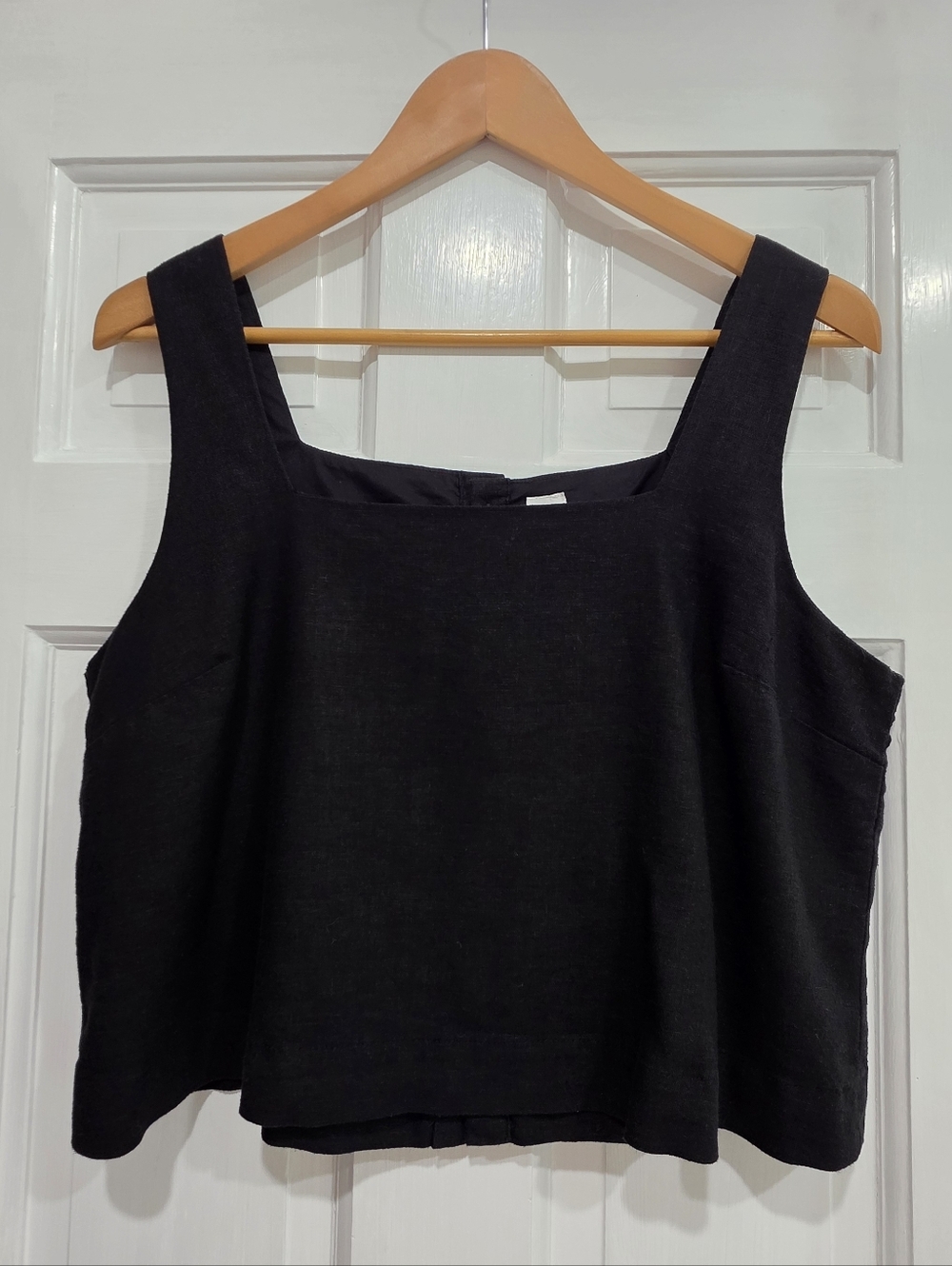 GAP Black Linen-blend Cropped Squared-Neck Tank Top - Picture 2 of 7